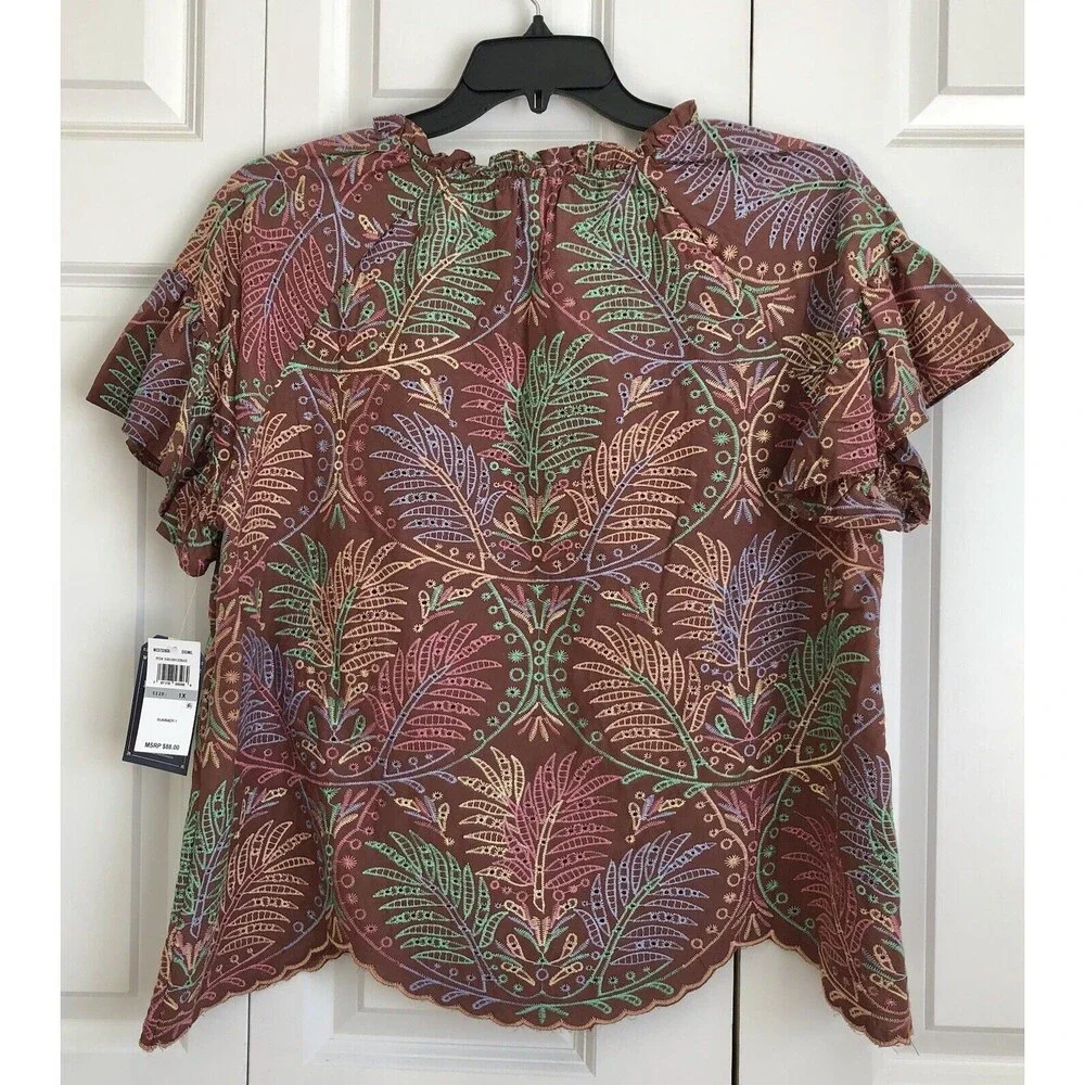 Democracy Women's Top Pullover Short Sleeve Embroidered Leaves Multicolor 160